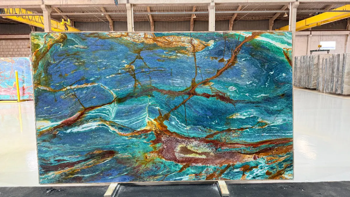 Royal Luise Blue ®